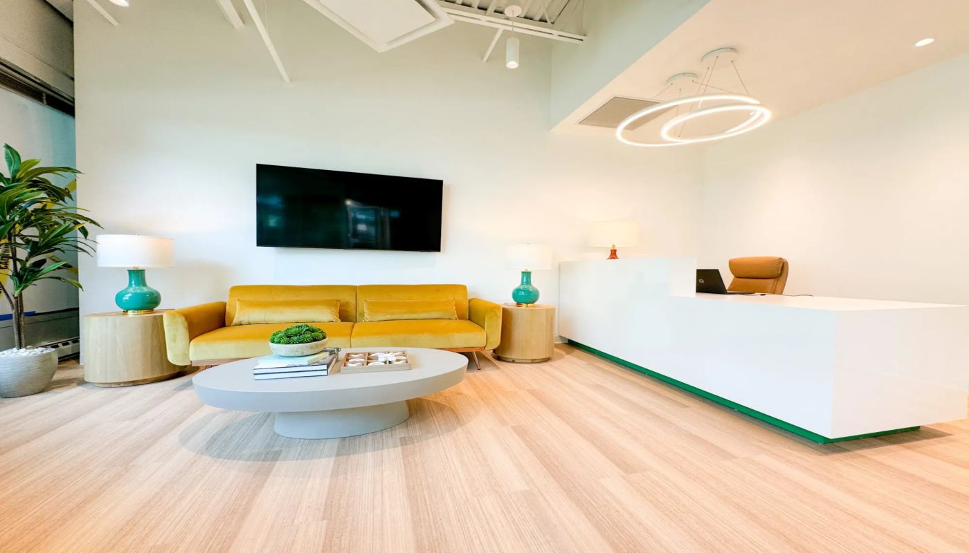 Embark at Livingston