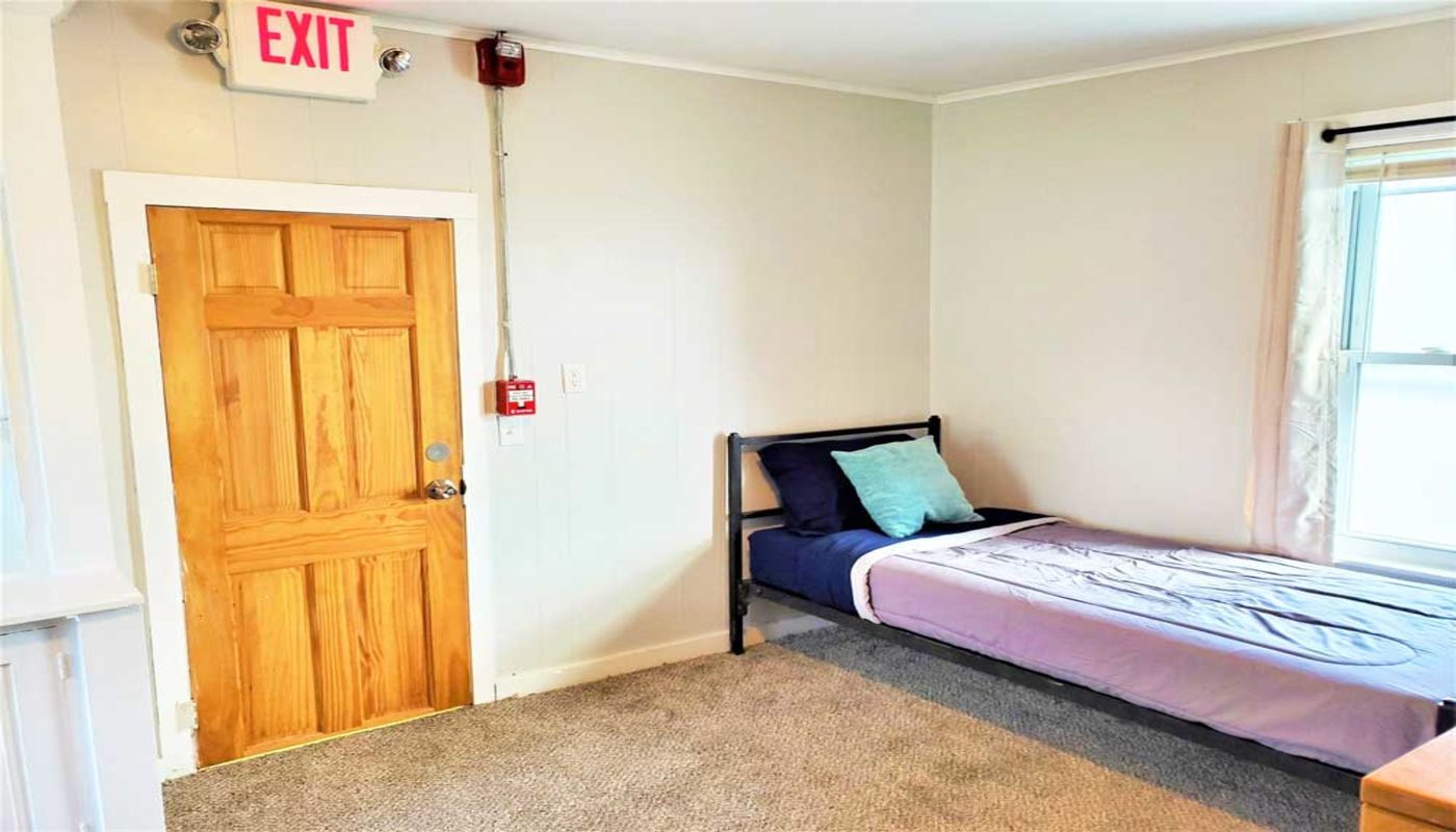 Greenfield Men's Sober House