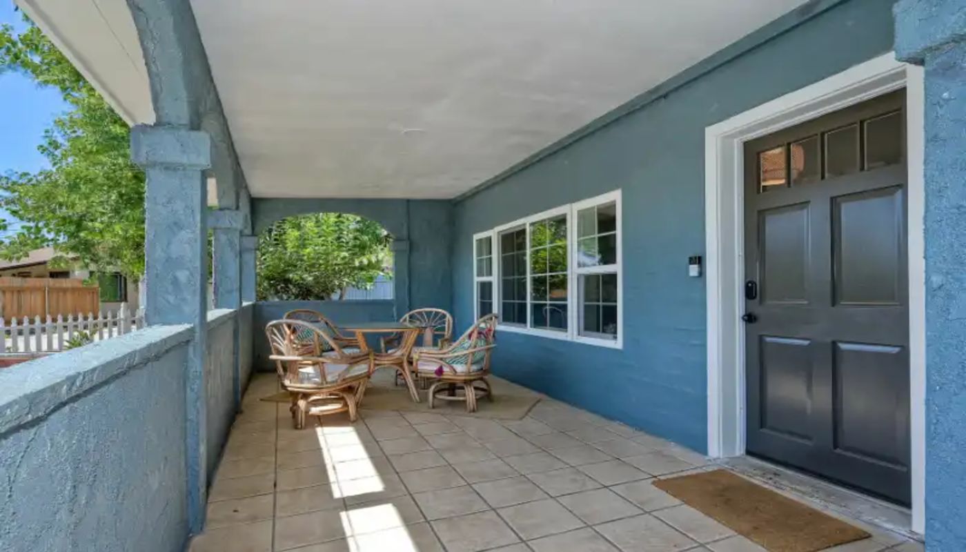 Pacific Oasis Recovery - The Hula House