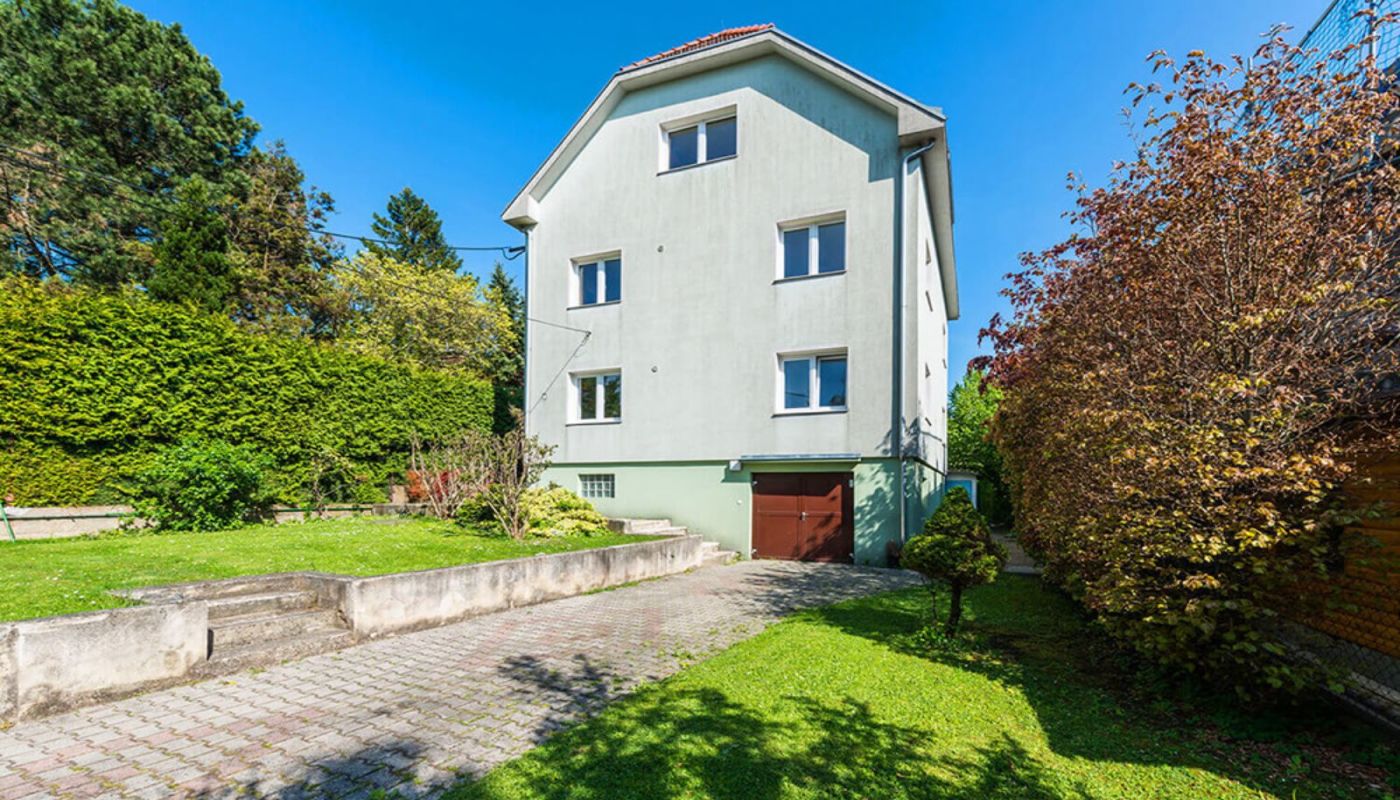 Schweizer Haus Hadersdorf - The Villa Atlantis