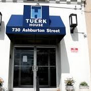 Tuerk House Howard House